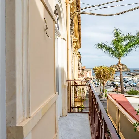 דירה Seaview Modern With Balcony אצ'י קסטלו